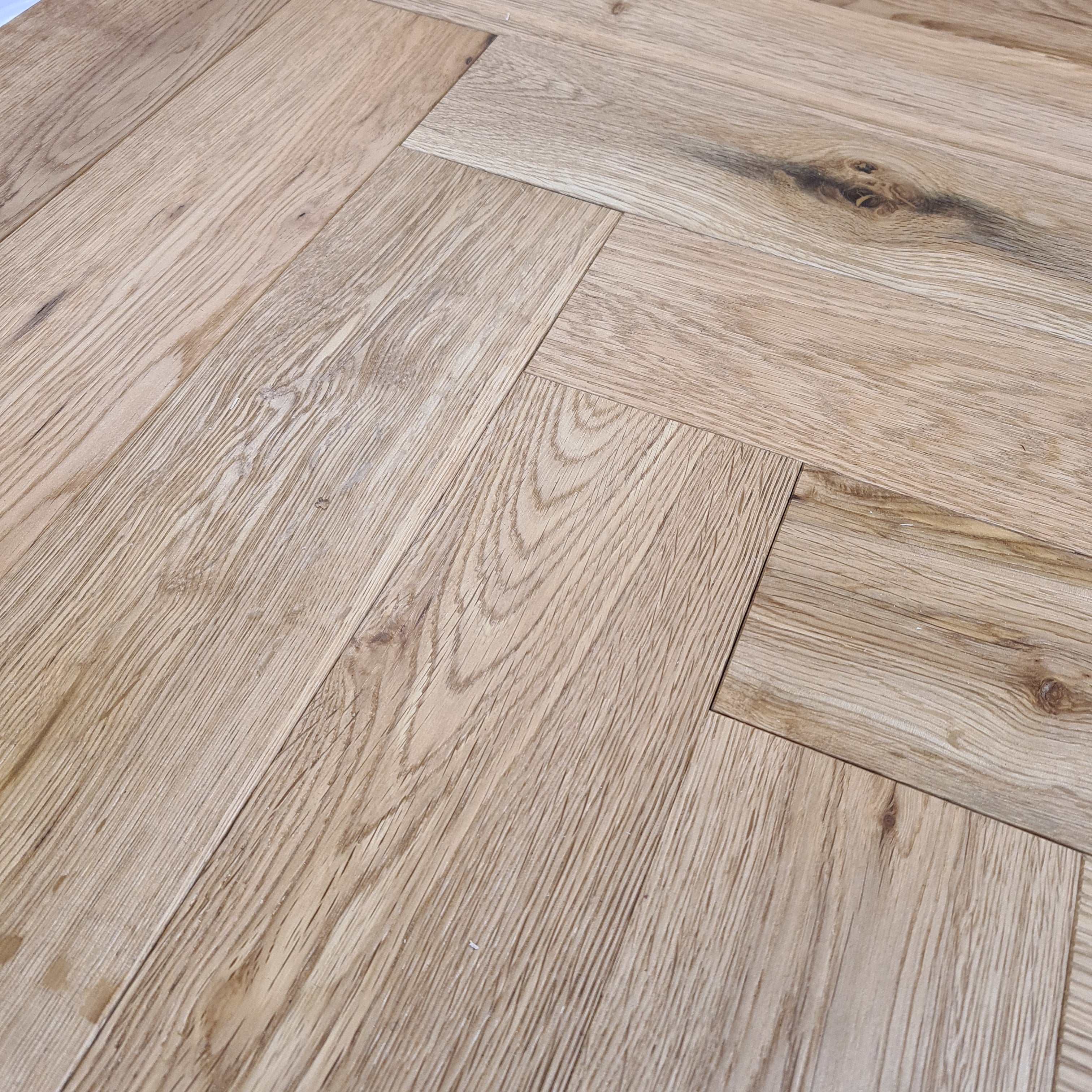 CLEARANCE 8.5m2 of Natural Oak Click Herringbone Engineered Flooring  ONLY £250