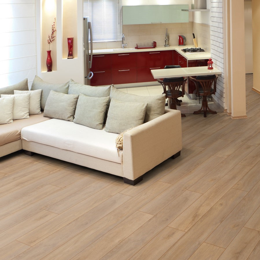 Kronotex Robusto 12mm Premium Oak Laminate Flooring  £16.95m2